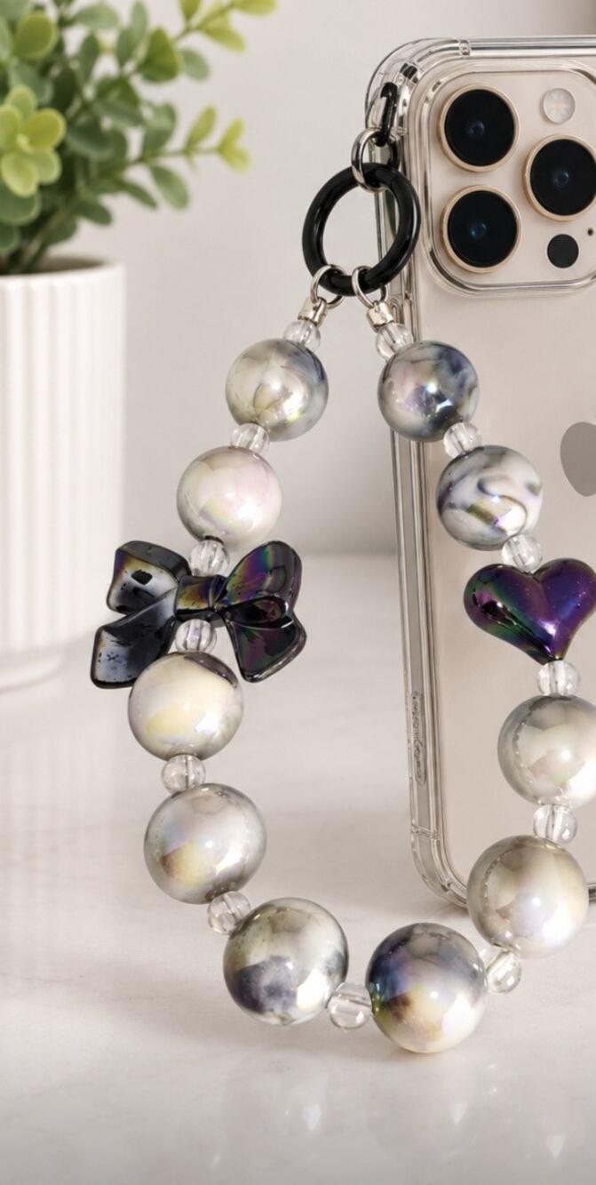 Luxe Iridescent Wristlet Cell Key Chain Gray